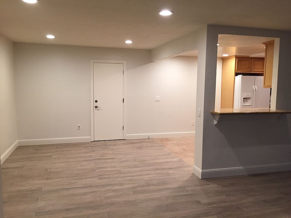 dining room off the kitchen