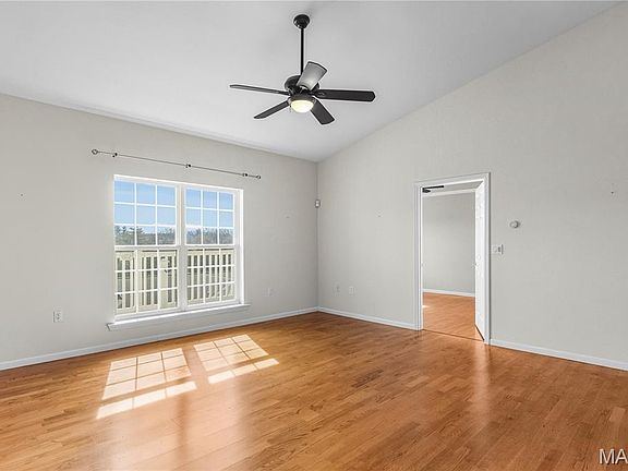 5th image of 1 Monarch Trace Ct APT 301
