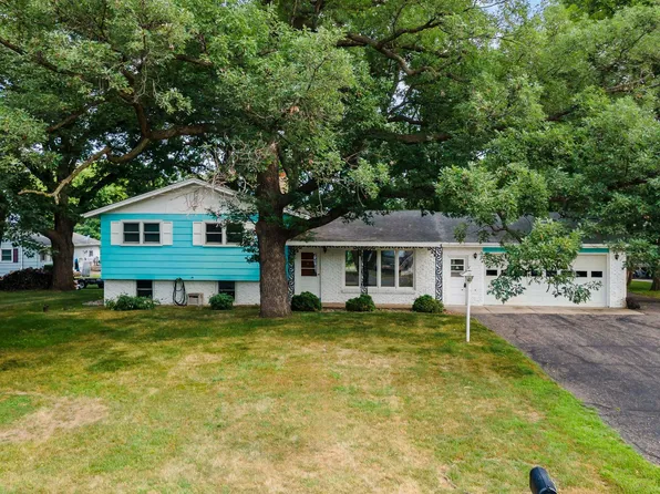 5338 Lemley Cir SE, Prior Lake, MN 55372