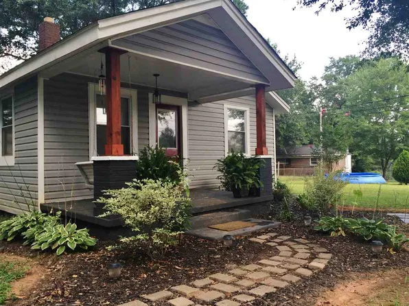 227 Mark St, Easley, SC 29640