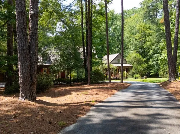 973 Fieldstone Dr, Macon, GA 31210