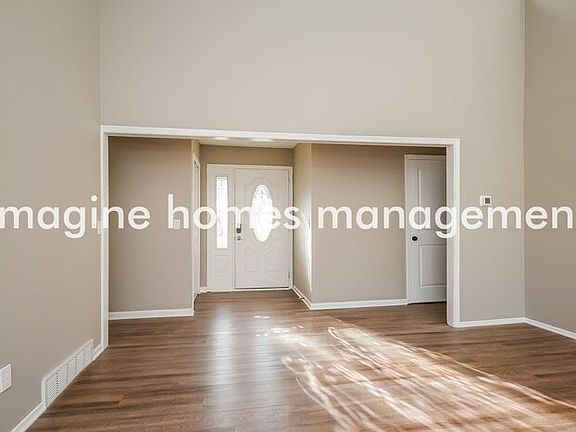 3rd image of 10212 Pamela Dr