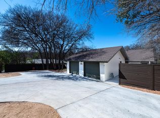 2704 Catalina Dr Building B, Austin, TX 78741