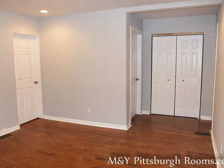 419 Natchez St #1 — Photo 7