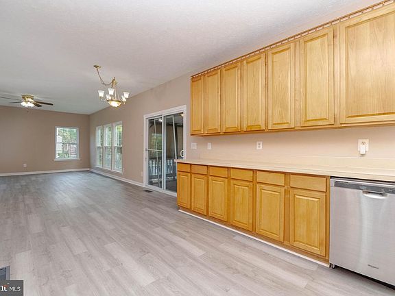 3rd image of 301 Kendrick Dr