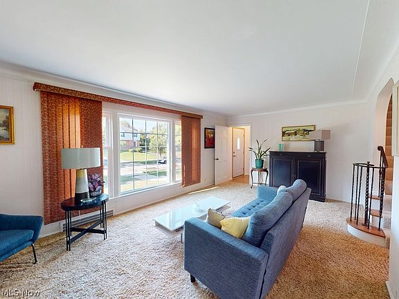 4th image of 3841 Washington Blvd