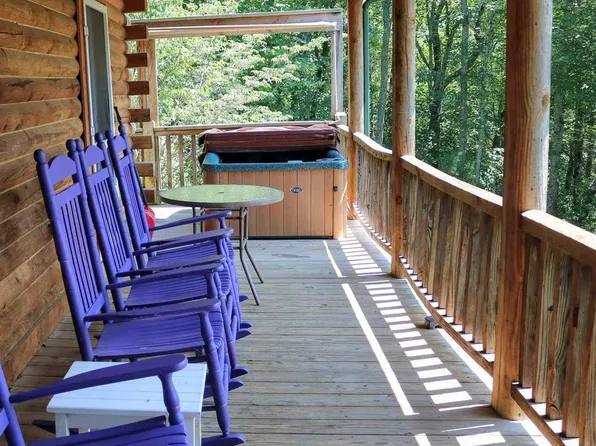 2370 Big Helton Rd, Grassy Creek, NC 28631