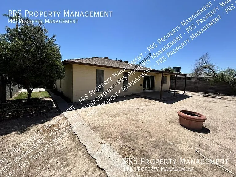 2608 N Jay St — Photo 28