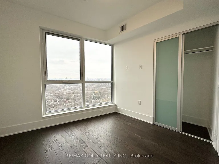 585 Bloor St E #3515 — Photo 20