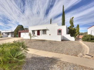 648 S Abrego Dr, Green Valley, AZ 85614