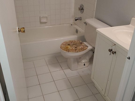 4th image of 15313 107th Ave #1