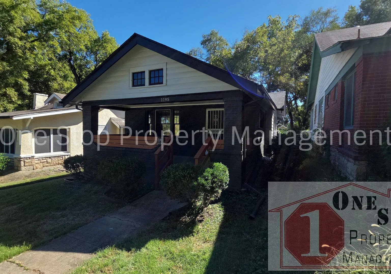 Charming 3 Bed, 1.5 Bath Home in KCMO! — Photo 2