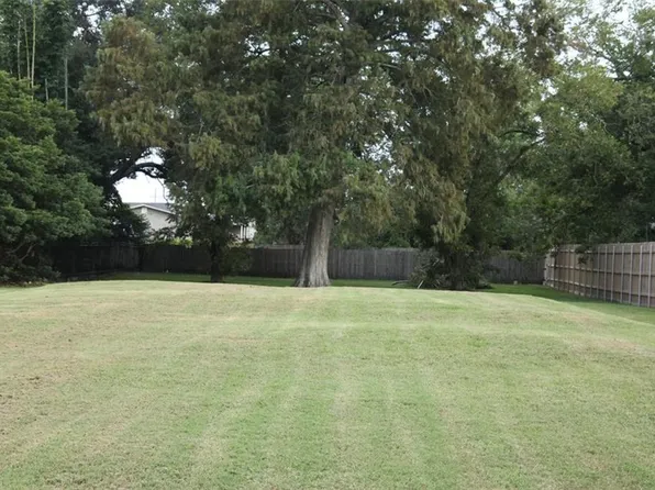 359 Walter Rd, River Ridge, LA 70123