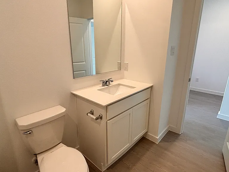 2nd bathroom