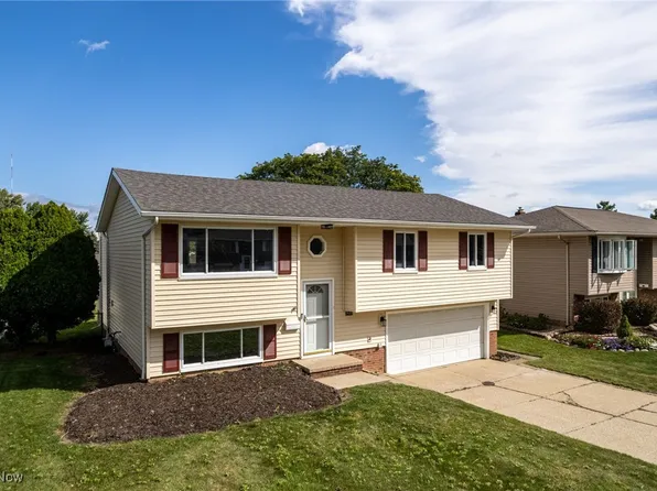 2644 Nottingham Dr, Parma, OH 44134