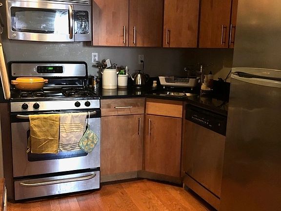 2nd image of 46 Lefferts Pl APT 1A