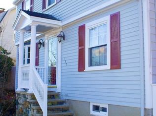137 Greenwood St, Wakefield, MA 01880