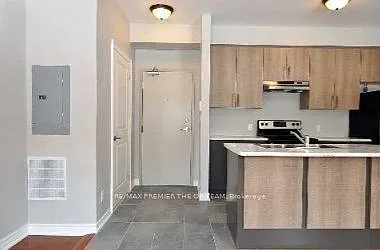 10 Church St N #3 — Photo 2