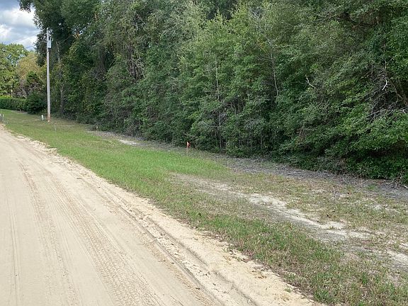 2nd image of 180 Ashley Lake Dr