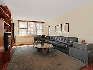 1st image of 32 Gramercy Park S APT 8D