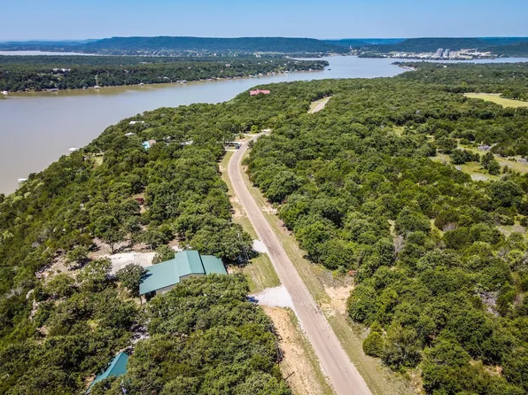 3183 N Lakeview Dr, Palo Pinto, TX 76484