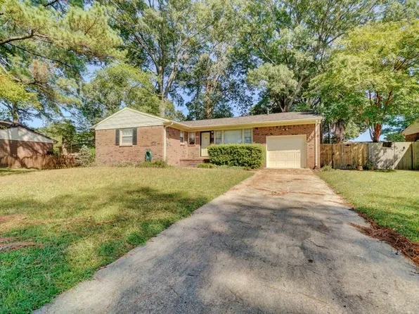 824 Benjamin Pl, Virginia Beach, VA 23454