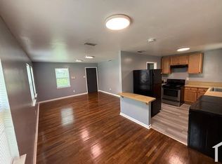 1569 Plover St, Mobile, AL 36605