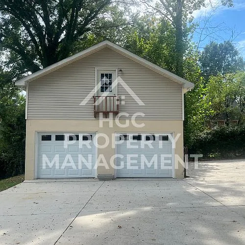 527 Patrick St — Photo 42