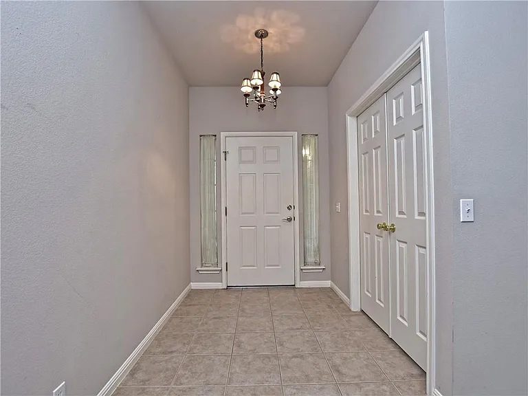 4018 Cargill Dr — Photo 7