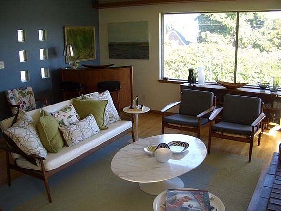 Light-filled living room with views of Lake Washington.