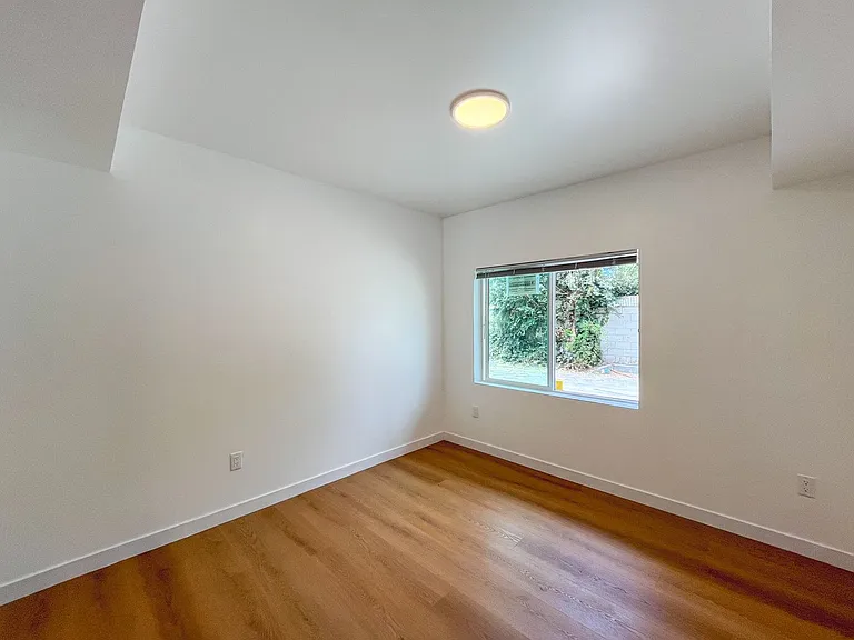 905 Gaviota Ave, Long Beach, CA 90813 — Photo 31
