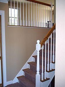 4th image of 2100 Worthington Dr