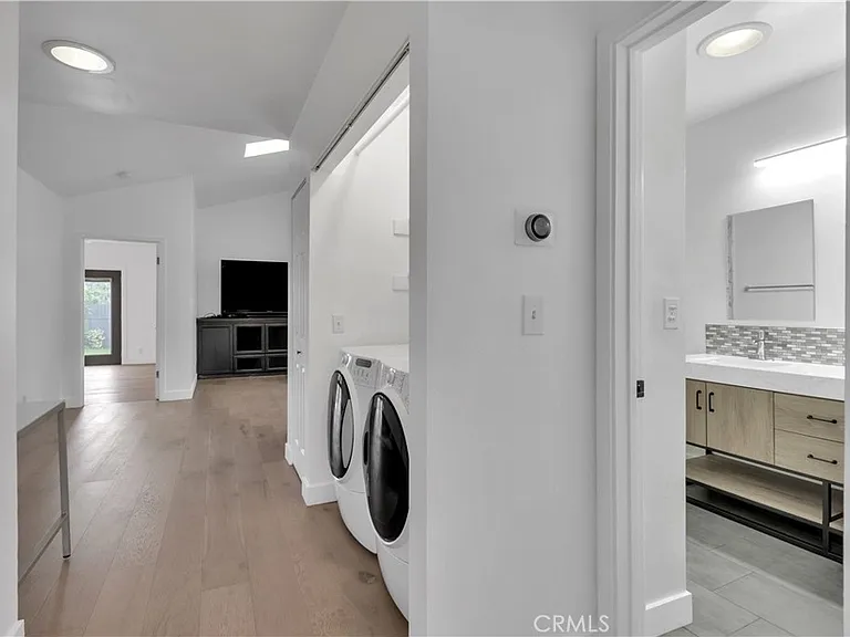 6541 W 84th Pl — Photo 27