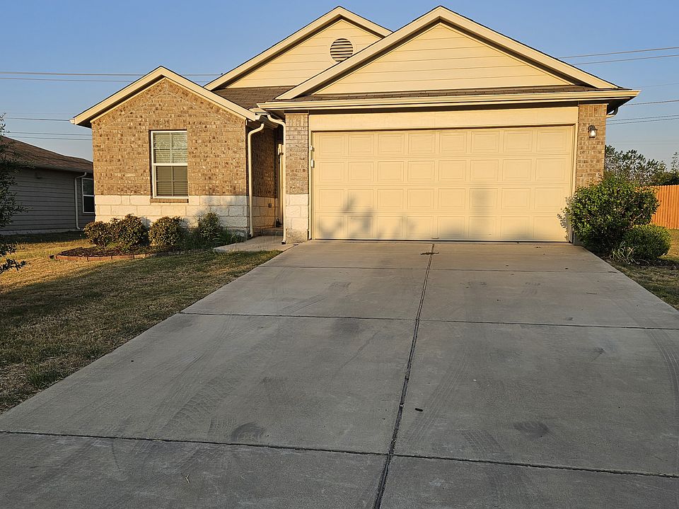 1st image of 104 Stewart Dr