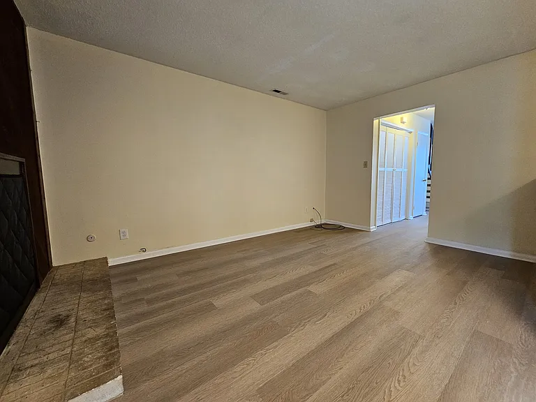 731 Woodbox Dr — Photo 11