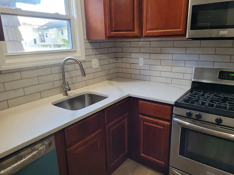 123 Carnegie Pl #1 — Photo 2