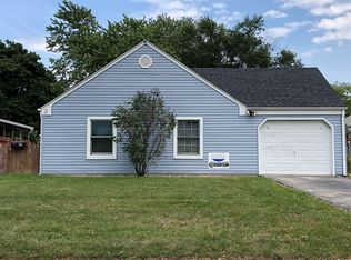 25 Springdale Rd, Montgomery, IL 60538