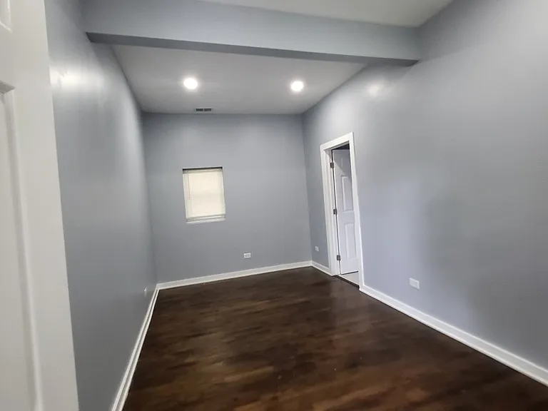 6040 S Rhodes Ave #1 — Photo 6