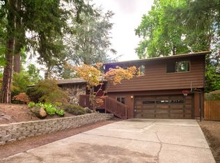 12218 SW Taylor Ct, Portland, OR 97225