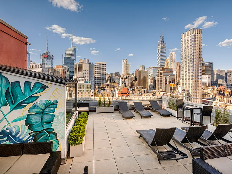 50 W 34th St #9C7 — Photo 19