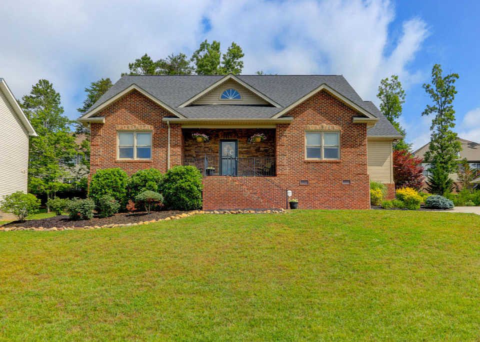 1st image of 8119 Broken Rock Ln