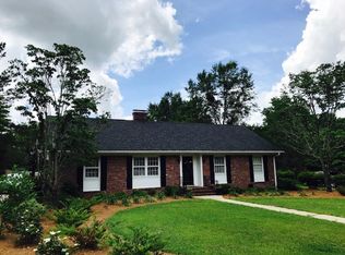 318 Brockington St, Manning, SC 29102