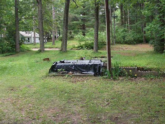 4th image of 17886 Lake Dr