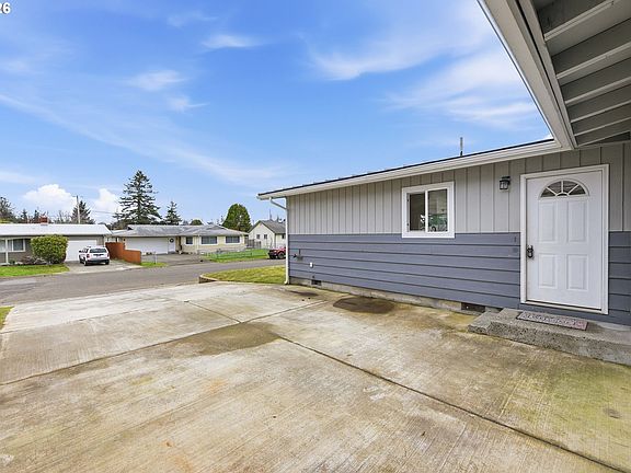 4th image of 2175 State St