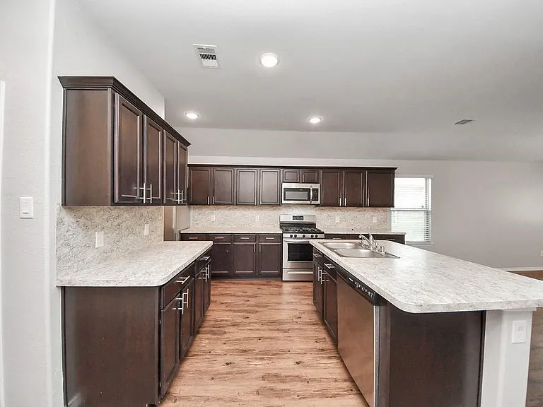5410 Dovetail Arbor Trce — Photo 7