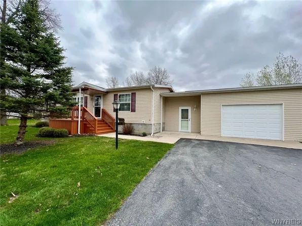 3256 Youngstown Lockport Rd #88, Ransomville, NY 14131