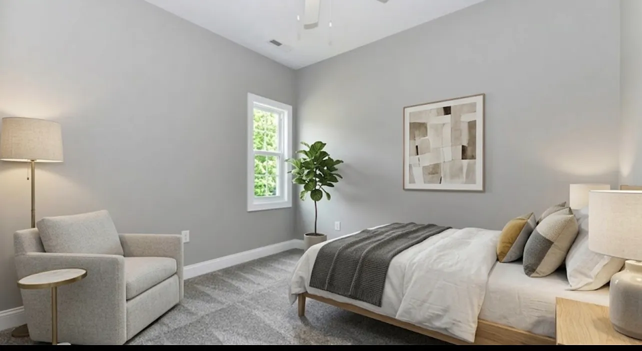 3 bed, 1240 sqft, $925 — Photo 3