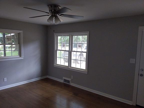4th image of 1214 Westover Dr