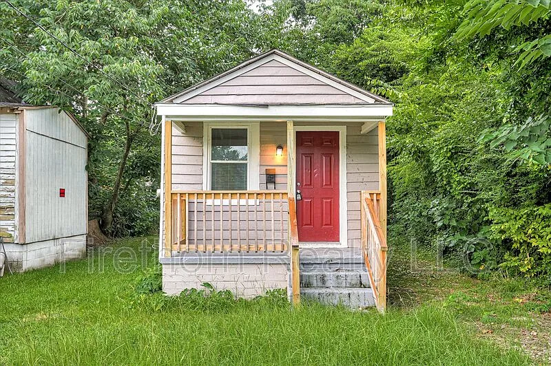 1 bed, 1.0 bath, 487 sqft, $750 — Photo 1