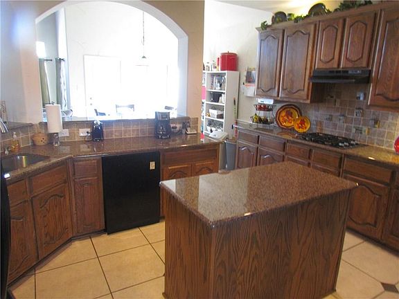4th image of 6816 Muleshoe Ln